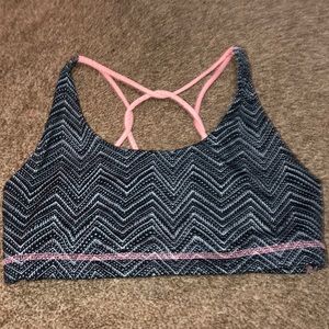 sports bra